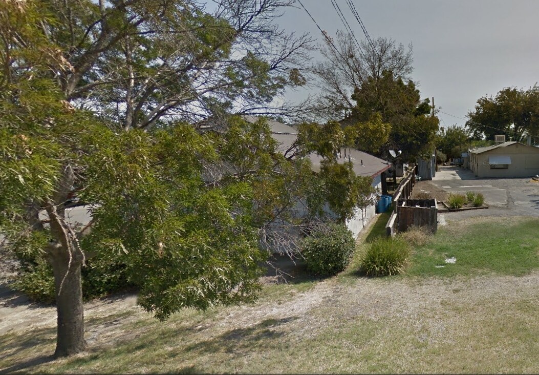 2011 Helm Canal Rd, Firebaugh, CA 93622 Apartments in Firebaugh, CA