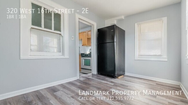 Building Photo - 320 W 16th Unit 2E, Chicago Heights