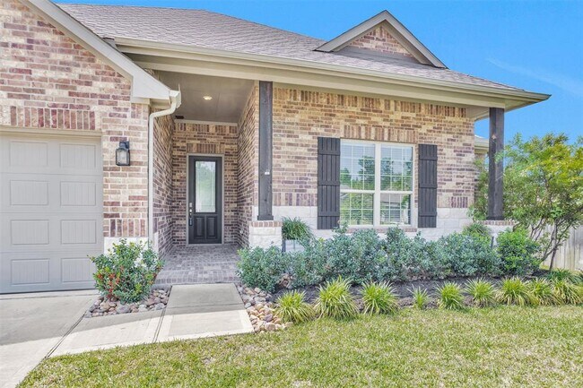Building Photo - 31411 Raleigh Creek Dr