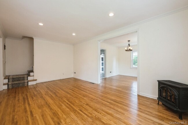 Building Photo - 212 Fernwood Terrace