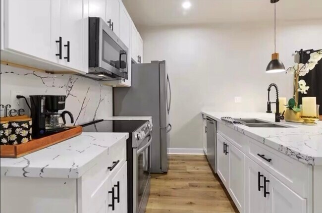 Foto del edificio - 2406 Truxillo St