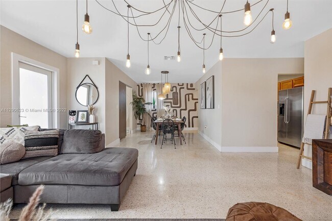 Building Photo - 11900 SW 2nd St