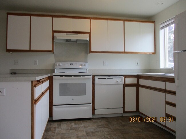 Building Photo - 1244 N Park Ave