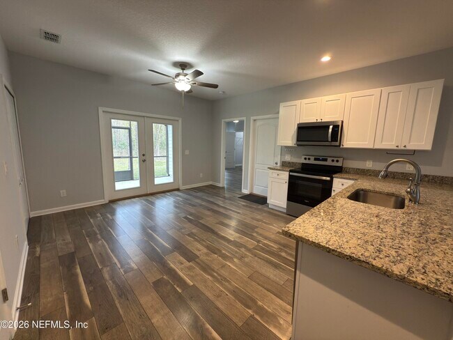 Foto del edificio - 10680 Vaughan Ave