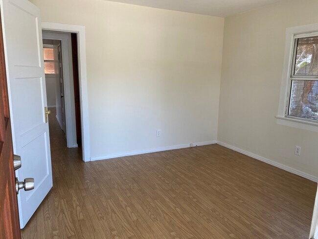 Living Room - 3212 Division St