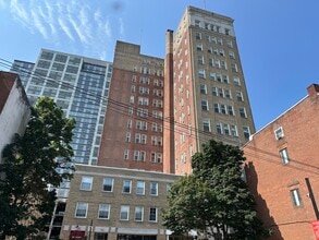 Building Photo - 124 Court St