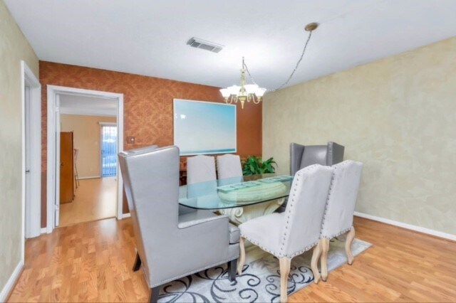 Foto del edificio - 530 N Post Oak Ln