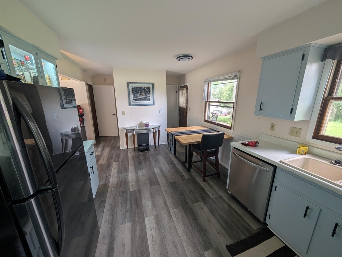 Building Photo - 1410 Fleetfoot Dr