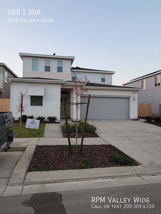 Primary Photo - Beautiful North Merced home Available NOW!!