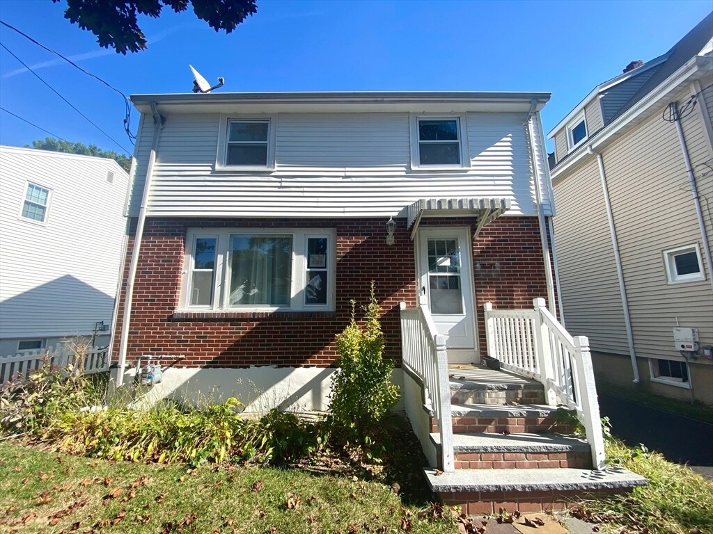 Primary Photo - 45 Hunewill Ave