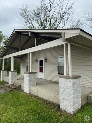 Building Photo - 126 S Davis St