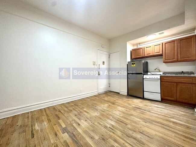 Foto del edificio - 936 West End Ave