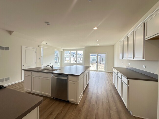 Foto del edificio - 2320 Horseshoe Cir