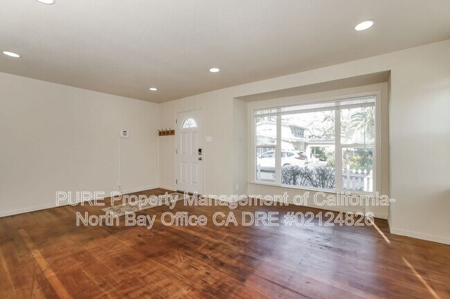 Foto del edificio - 6683 Sebastopol Ave