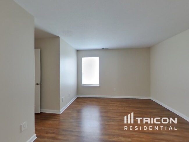 Building Photo - 10719 Tedder Lake Dr