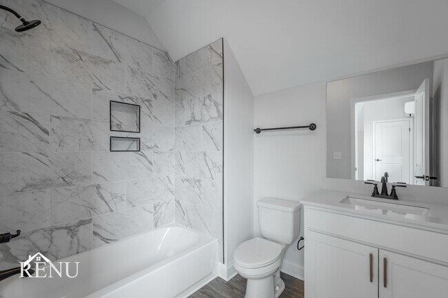 Foto del edificio - Coming Soon! Limited Time! $1000 Move-In Bonus!