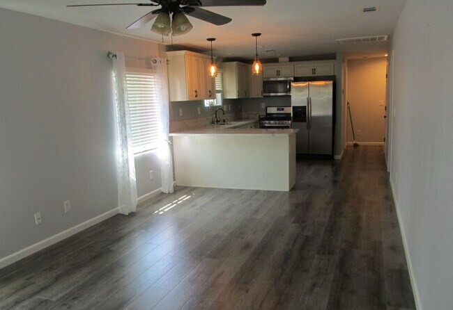 Foto del edificio - 228 Clinton Ave