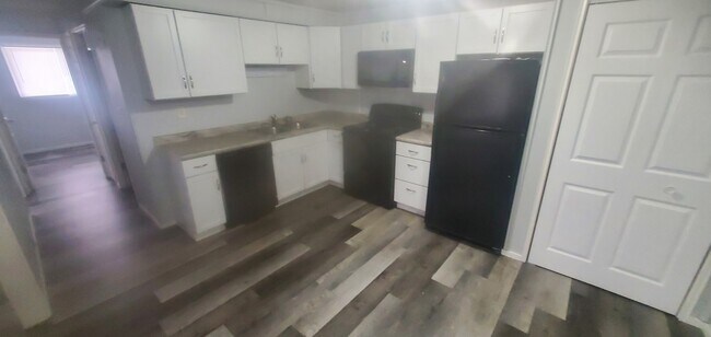 Foto del edificio - 612 7th St S