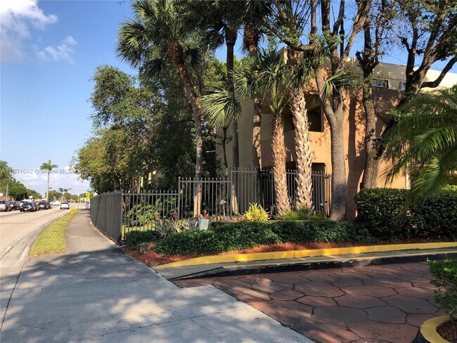 Foto del edificio - 40 NW 87th Ave
