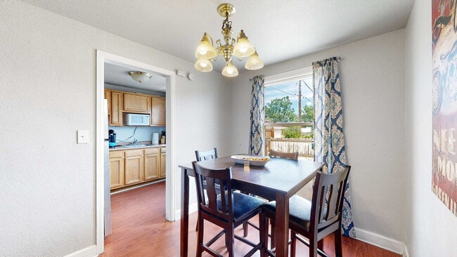 Building Photo - 7388 Oneida Dr