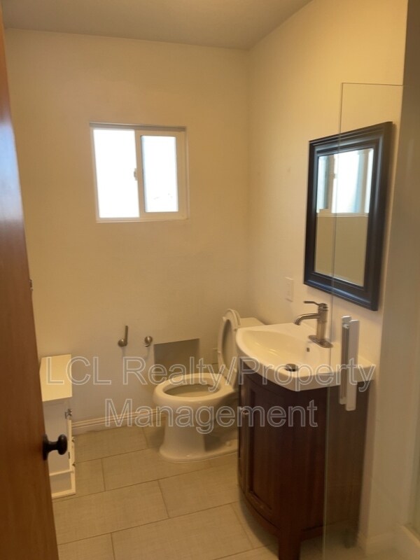 Foto del edificio - 31478 Pleasant Valley Rd