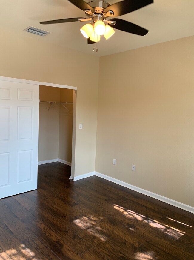 Foto del edificio - 3223 NW 31st Terrace