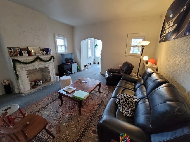 Living Room - 1340 Wightman St