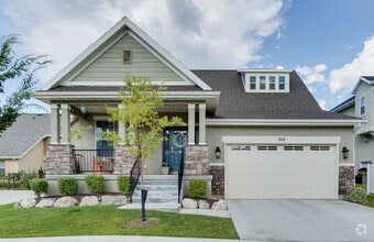 Building Photo - 764 Silver Leaf Dr