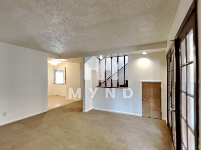 Building Photo - 2910 Apollo Way
