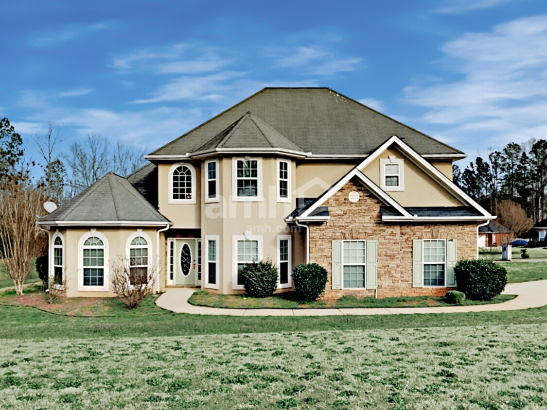 Primary Photo - 901 Vandiver Court