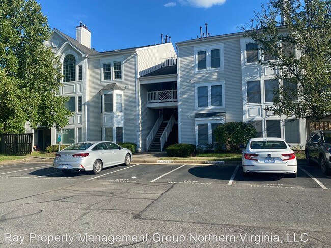 Building Photo - 2 br, 2 bath House - 8115 LACY DRIVE #202