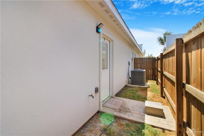 Foto del edificio - 11002 N 33rd Ln