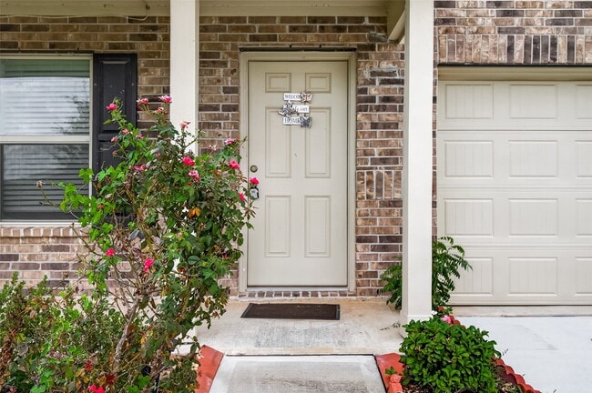 Building Photo - 3242 Spanish Oak Ln