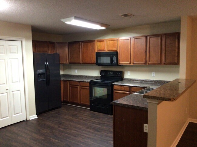 Foto del edificio - 7 Holly Springs Cir