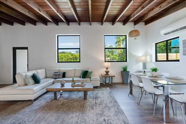 Foto del edificio - 11534 NE 13th Ave