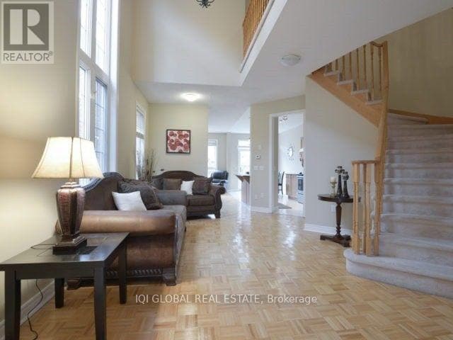 Building Photo - 5619 Longboat Ave