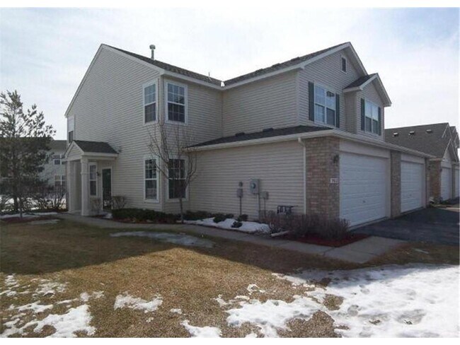 Foto del edificio - 9012 Garland Ln N