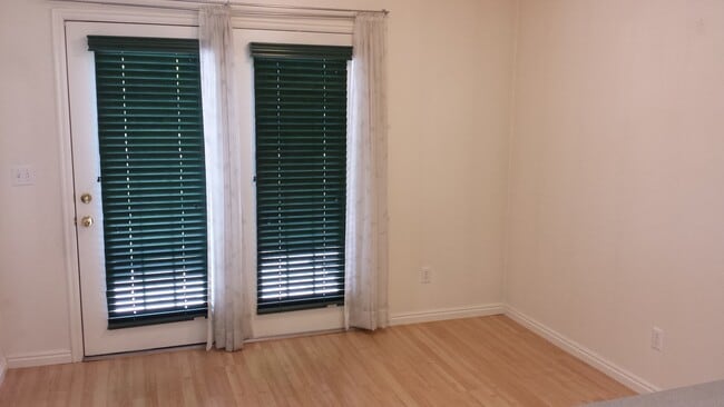 Building Photo - Beautiful North Ogden Town home for Rent