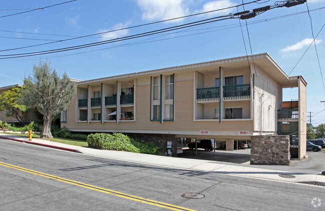 Continental Apartments - Mesa Cove