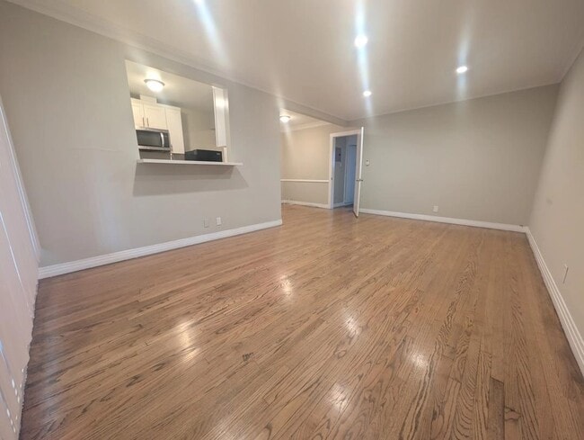 Building Photo - 1509 Orange Grove Ave