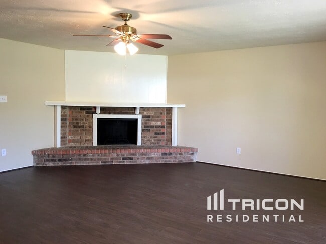 Foto del edificio - 17602 Poppy Trails Ln