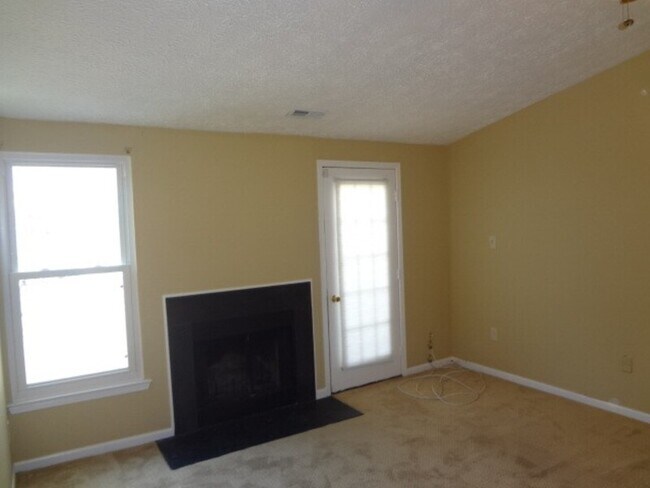 Foto del edificio - 3937 Greencastle Rd