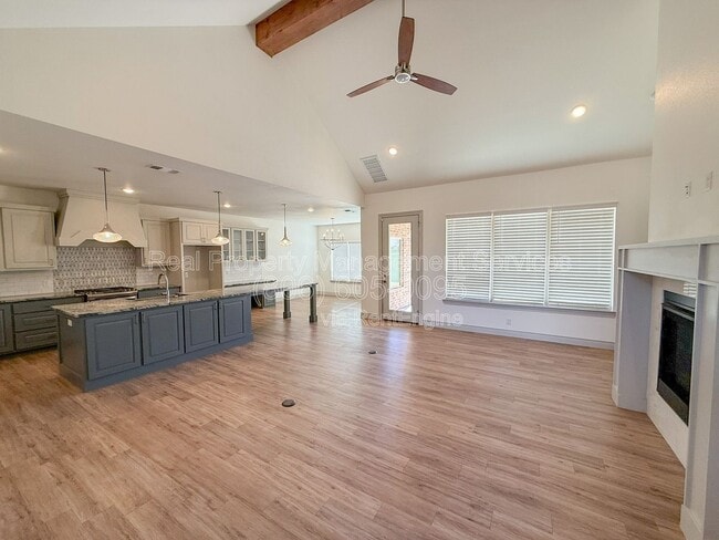 Building Photo - 5705 118th St