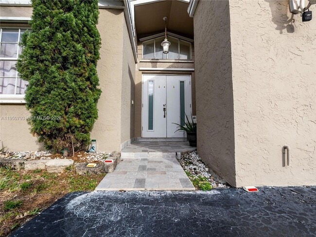 Photo - 206 SW 159th Way House