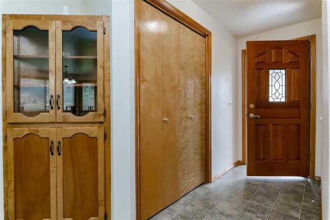 Foto del edificio - 3177 E Stone Point Dr
