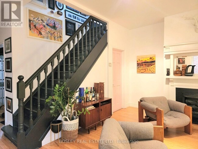 Building Photo - 119 Hallam St