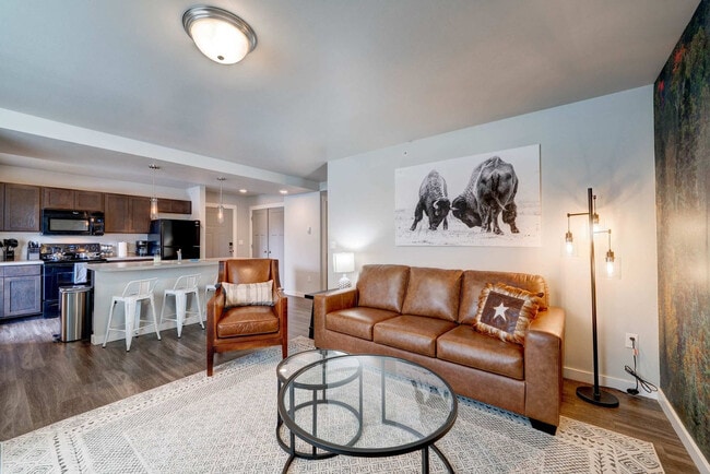 Foto del edificio - 360 Enterprise Blvd