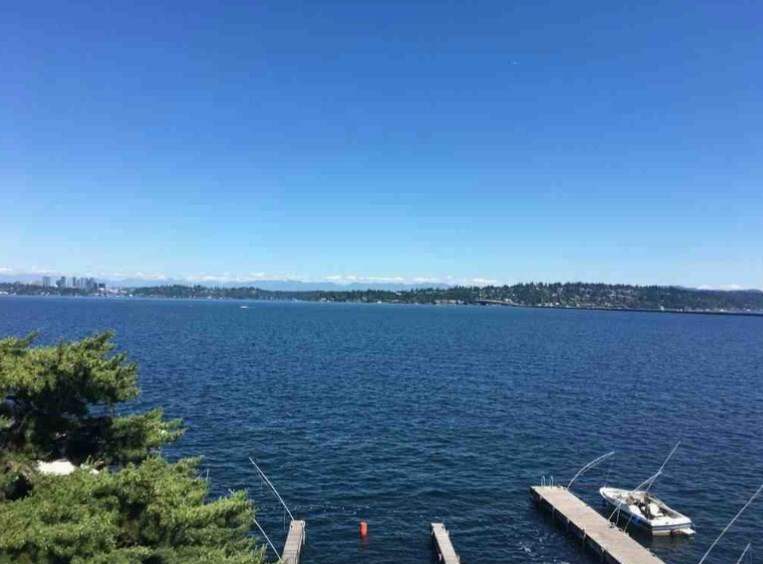 Foto principal - 720 Lakeside Ave S
