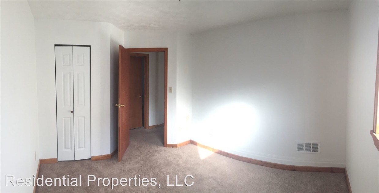 Building Photo - 1000 Evergreen Rd