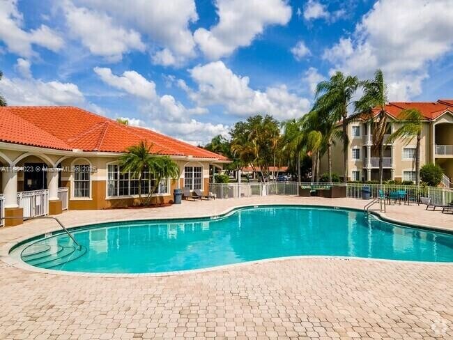 Foto del edificio - 8965 Okeechobee Blvd